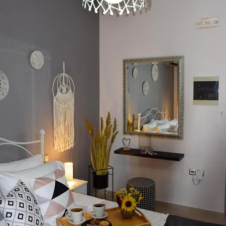 Stamatina'S Luxury Penthouse In Pastida Apartment Exterior photo