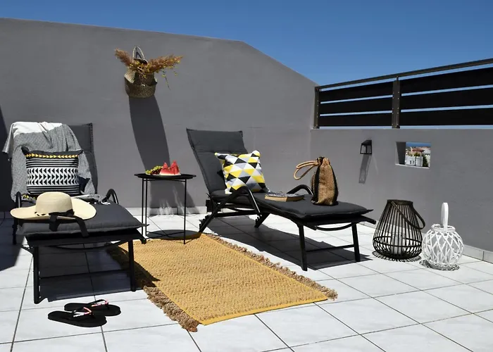 Stamatina\'S Luxury Penthouse In Pastida