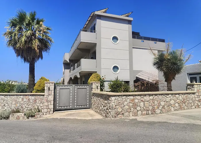 Stamatina\'S Luxury Penthouse In Pastida